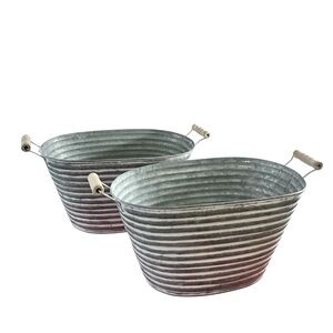 NWT Set of 2 Whitewash Farmhouse Metal Planters